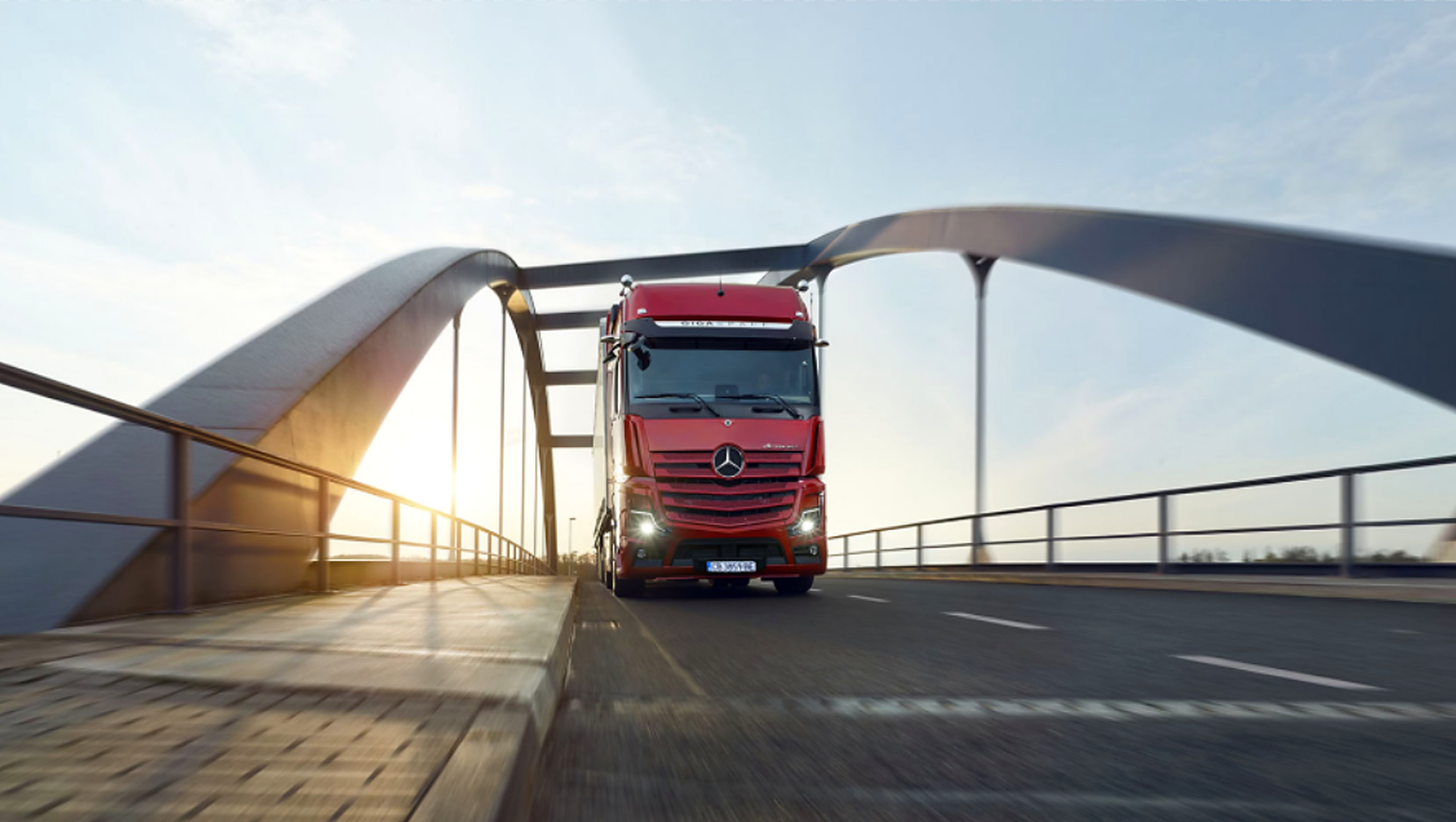 Vinsento Mercedes-Benz Actros 2544 on a bridge